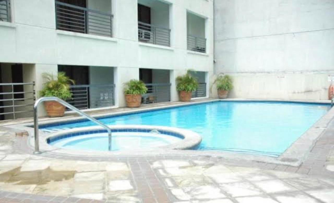 Poolside Family Room Greenbelt Makati Makati City Exteriör bild